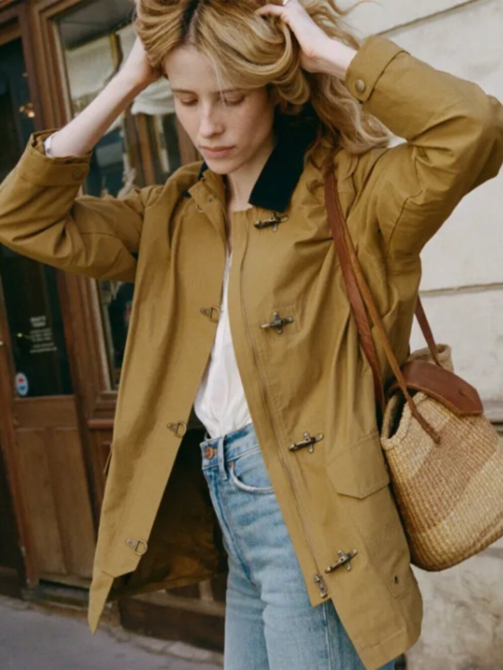 Dôen Waverley Rain Jacket in Antelope Size S
